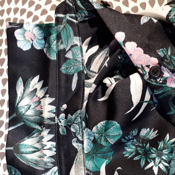 Banana Republic Dillon Stretch Satin Botanical Print Blouse - Picture 10 of 12